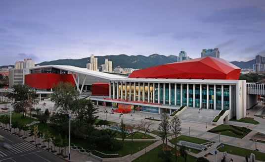 楚雄彝族自治州通知公告的测试信息，内容可以在后台发布编辑删除